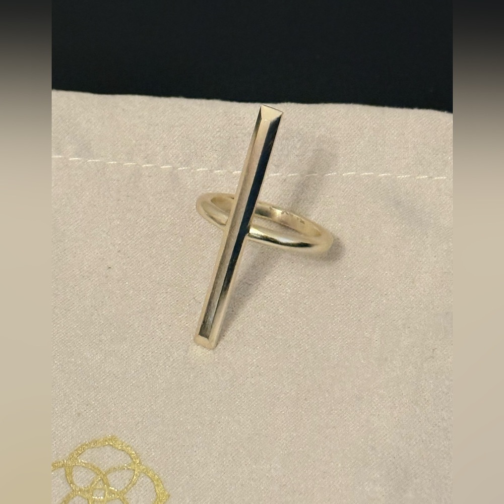 New Kendra Scott Reggie gold bar ring size 7.5